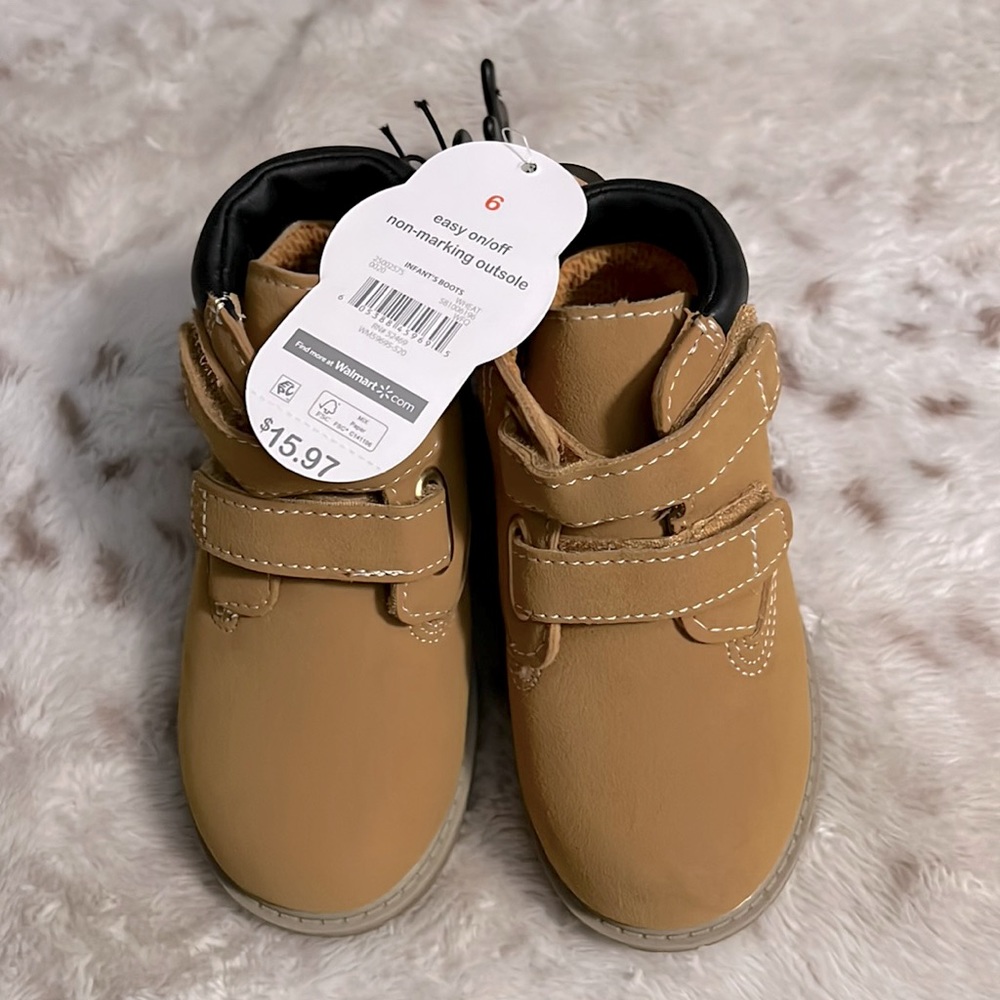 Toddler boots size 6
